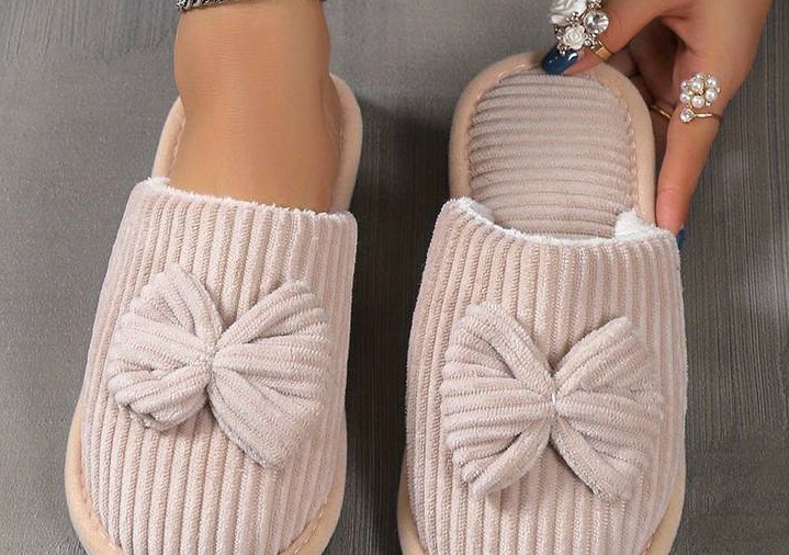 Женские зимние тапочки Temu